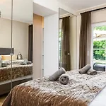 Villa Von Maximus