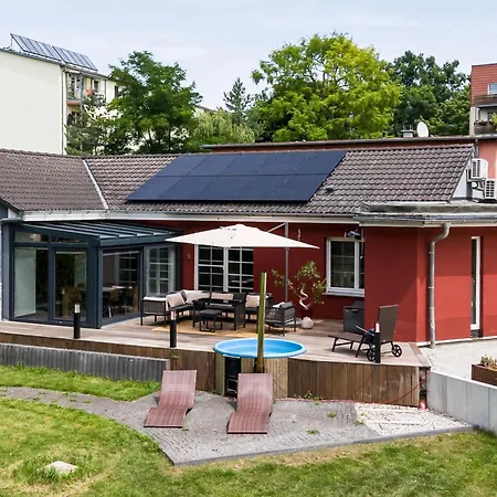 Von Maximus Βίλα